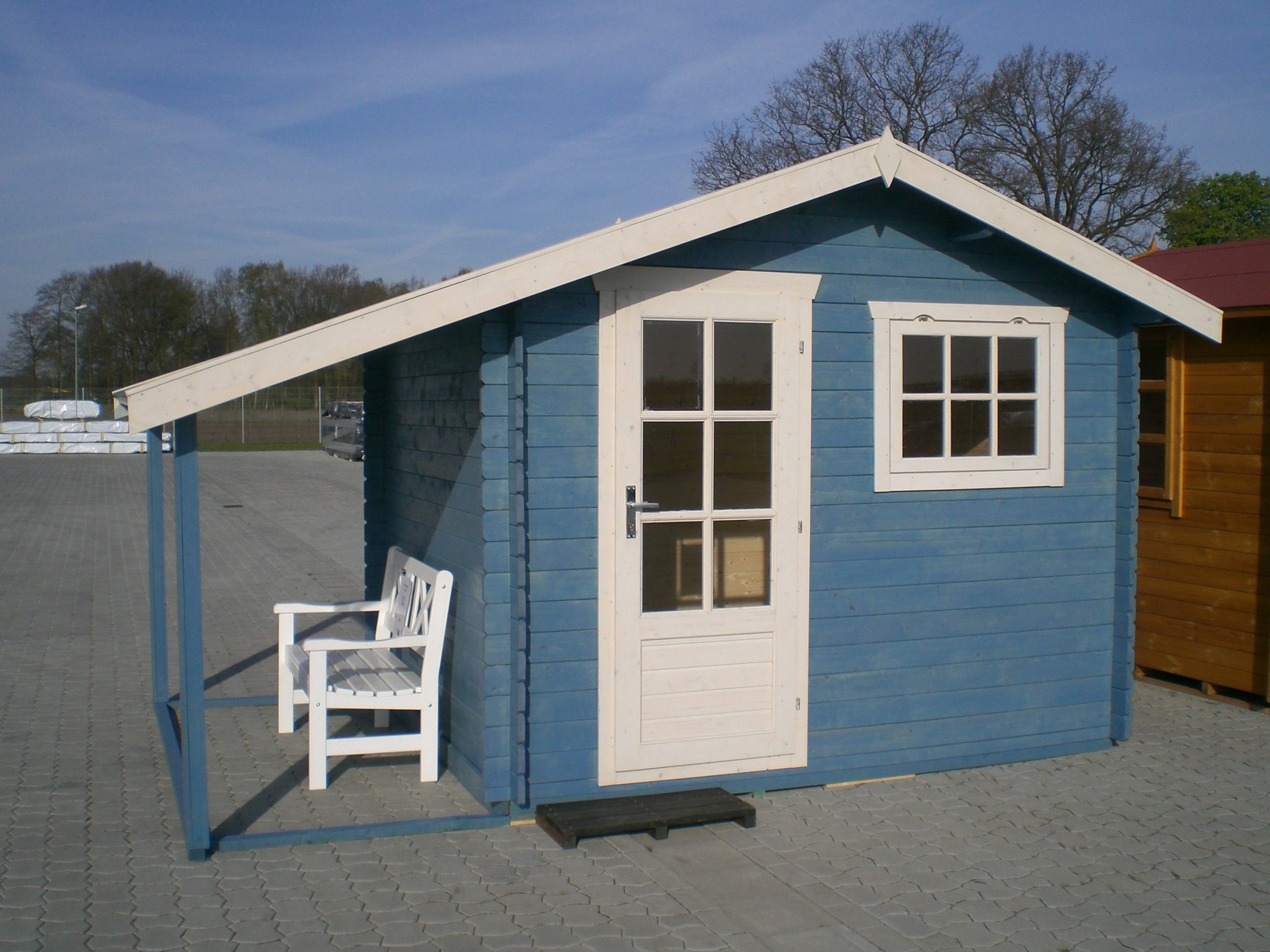 Gartenhaus BRUNO 3,00 x 2,60m + 1,30m Schleppdach inkl. 28mm-Fußboden und Befestigungsmaterial – Bild 7