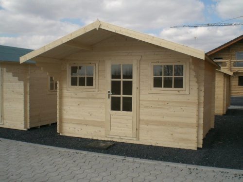 Gartenhaus EMILY 3,80x3,00m +1,2m Vordach mit 28mm - Fußboden