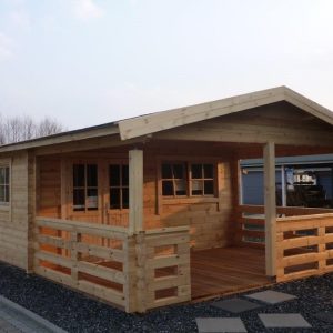 Gartenhaus HUGO 54 - 5,0 x 4,0m + 3m Terrasse und Fußboden-Paket