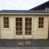 Gartenhaus aus Holz mit Boden und Fundament
