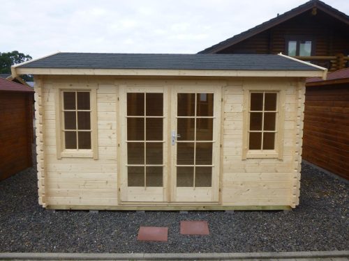 Gartenhaus aus Holz mit Boden und Fundament