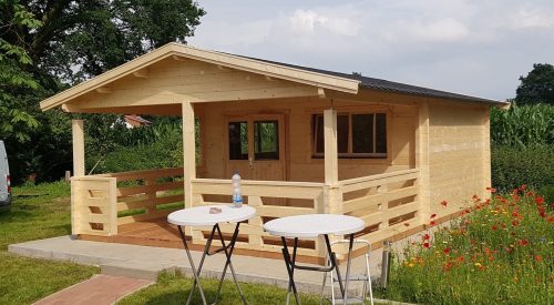 Gartenhaus HUGO 54 - 5,0 x 4,0m + 3m Terrasse und Fußboden-Paket