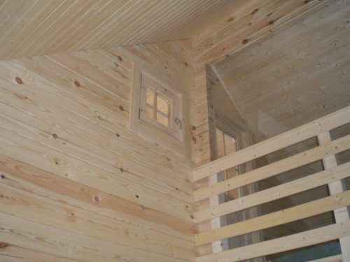 Blockhaus ZWIESEL 90mm-Wandstärke mit Terrasse und Balkon – Bild 4