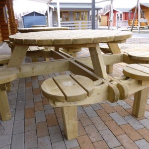 Sitzgruppe MARKUS Tisch mit integrierten 8 Stühlen, kesseldruckimprägniert, fertig montiert. Nur Selbstabholung möglich.