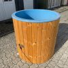 Tauchbecken Bottich Cold Plunge ColdTub Ø 100 cm aus Thermoholz mit Treppe, Thermodeckel, LED und Einsatz aus GFK-Fiberglass in Farbton blue granite – Bild 3