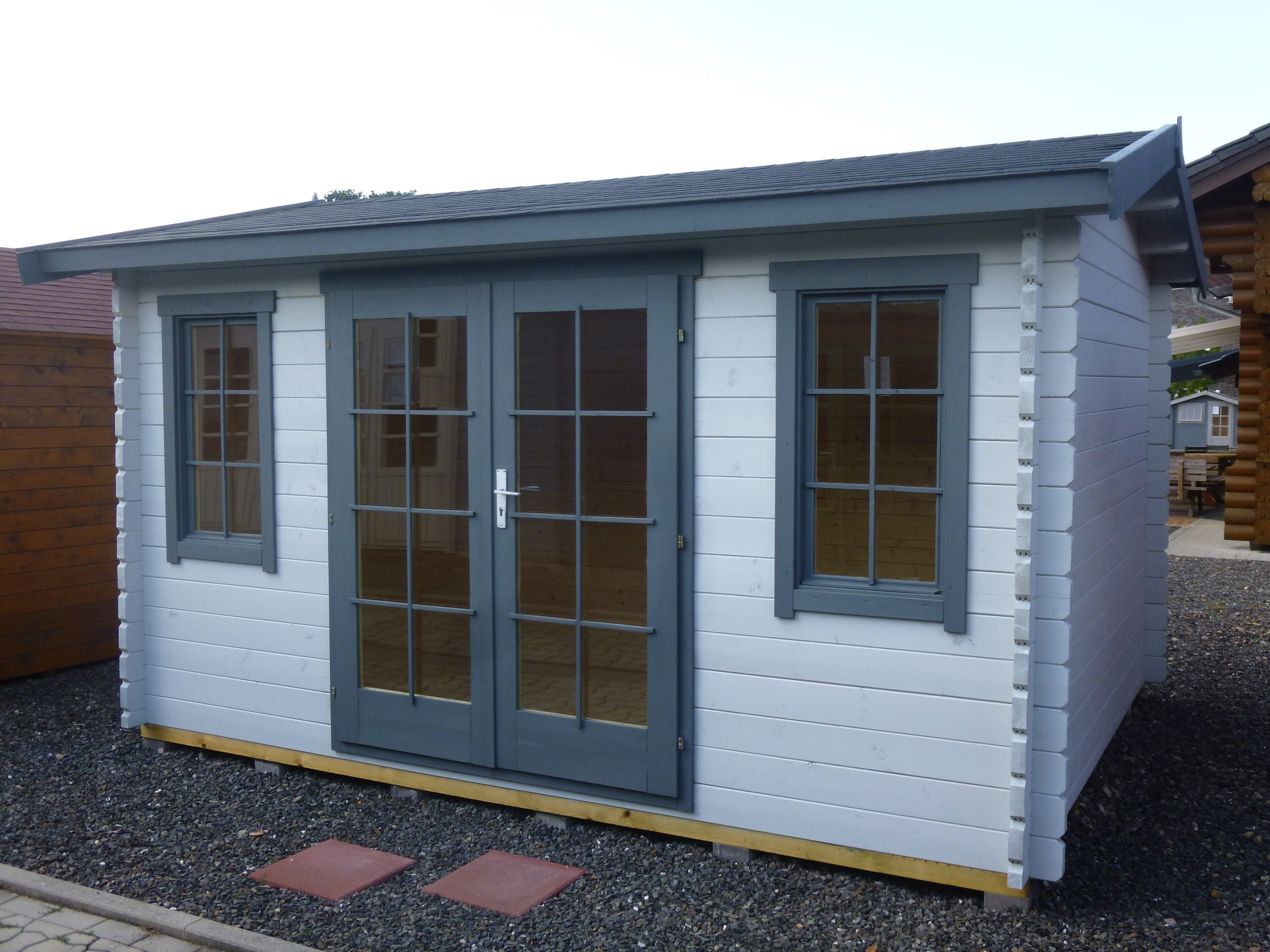 44mm Gartenhaus STEINFURT 4,10 x 3,20m mit Fußboden und Doppel-, Isolierverglasung