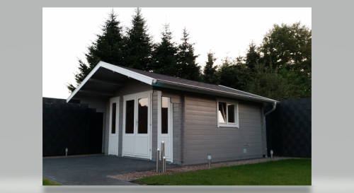 44mm Gartenhaus CAPRI 4,20 x 4,20m + 1,30m-Vordach mit Fußboden und Doppel-, Isolierverglasung – Bild 12